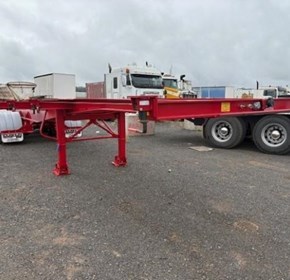 Used Skeletal Trailer | R/T Lead/Mid Tri Axle