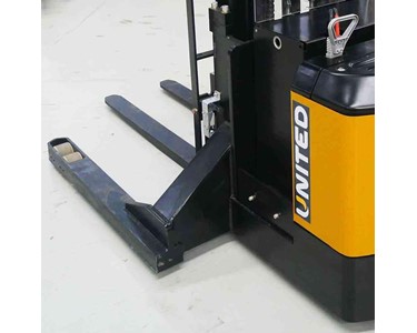 United - A-Series Walkie Stacker | 1.2-1.8T
