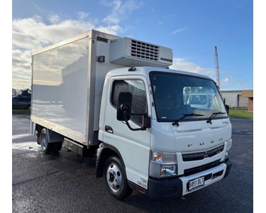 Used Refrigerated Truck 2021 Fuso Canter 515