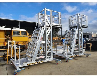 Mobile Access Platform | Access Platforms to a Range of Trains