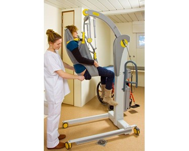 Handi Rehab - Mobile Patient Lifting Hoist with tilting spreader bar 2610 (Victor)