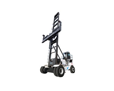 CVS Ferrari - Full Electric Container Handlers