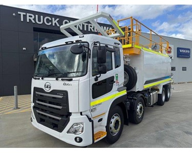 CG 30 360 Water Truck 8x4 20,000L