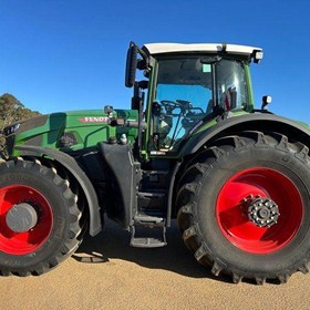 Used Farm Tractor | 2019 933