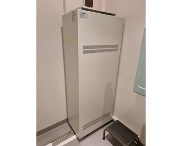 Shimadzu - RAD Room X-Ray - Comes with a 6-way Tabletop