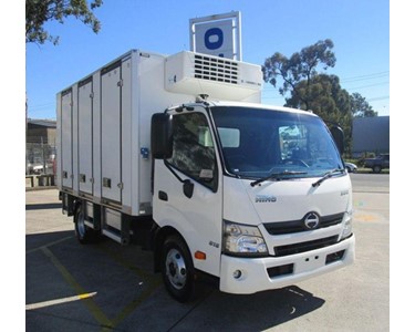 Hino - Used Refrigerated Truck | 300 Series 816 