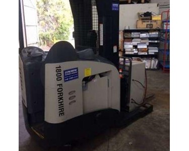 Crown - Double Deep Reach Truck | Used