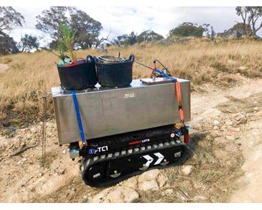 Monitor Tracked Carrier | Hoeflon TC1 