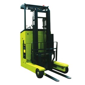 Electric Straddle Stacker | CRX10