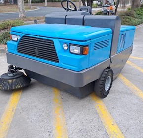 Conquest PB200D Sweeper – Fully Refurbished