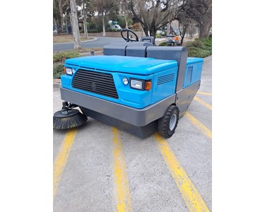 Conquest - Conquest PB200D Sweeper – Fully Refurbished