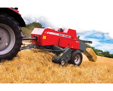 Massey Ferguson - MF 1840 Small Square Baler