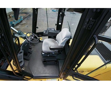 Hyster - High Capacity Forklifts 22,000-32,000kg | H25-32XM H28-32XM-16CH 