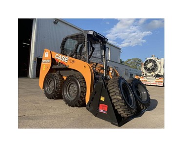 Case Construction - Skid Steer Loader | SR130B