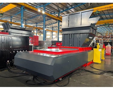Enerpat - Twin Ram Plastic Baler with Automatic Wire Tying