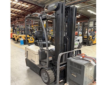 Crown - Used Crown Electric Forklift – 1.8T SC5215-30 | Perth