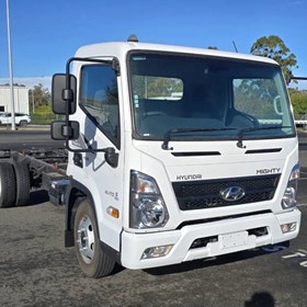Hyundai Mighty EX4/EX6 Cab Chassis Truck LWB