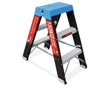 SafeSmart Access - Ladders | Fibreglass Double-Sided Step Ladder - Trade Series