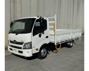 Hino - Used Tray Dropside Truck | 2014 300 Series 616 Steel Ace 