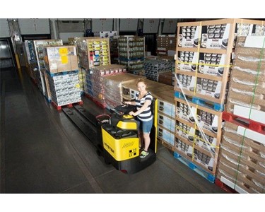 Hyster - Enclosed End Rider 4.5 tonne | BE80-100ZHD