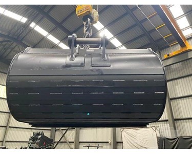 Roo Attachments - Ditch Cleaning Buckets Attachments | 20T MUD BUCKET 1800 