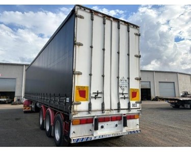 Southern Cross - Used Curtainsider Trailer | B Double SEMI Tri axle