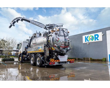Volvo - Industrial Vacuum Truck | CAP COMBI CC 2600 HYDRO 6x4 | Cappellotto