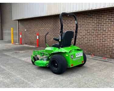 Conquest - SDMS60 Ride On Electric Zero Turn Mower - Fully Refurbished