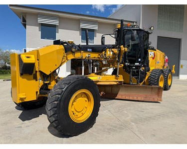 Caterpillar - Used Motor Grader 150