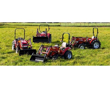 Compact Farm Tractor 2.5L 4 Cylinder Diesel Power | Farmall B Series