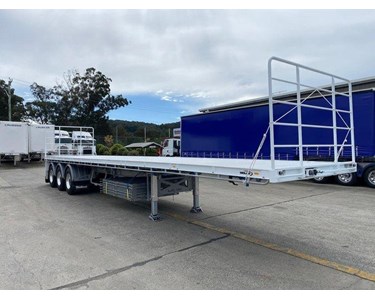 Midland - Flat Deck Trailer | Tri Axle Flat T
