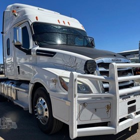 Used Prime Mover | 2021 FREIGHTLINER CASCADIA 126 