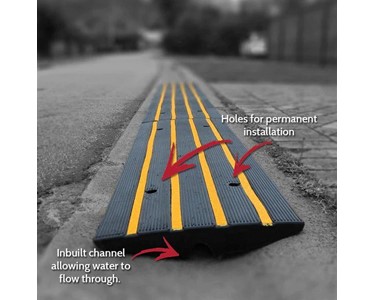 Heeve - Driveway Rubber Kerb Ramp | 1.2m Sections for Rolled-Edge Kerb