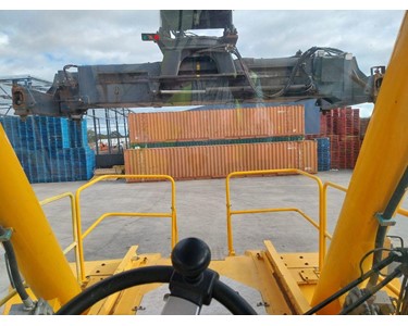 Omega - Used RS65A255T Container Forklift