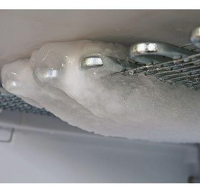 The Importance of Proper Defrosting for Commercial Refrigerators