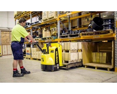 Hyster - Electric Pallet Jack 2,000kg | P2.0 