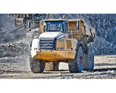 Used Dump Truck | Cater Equipment