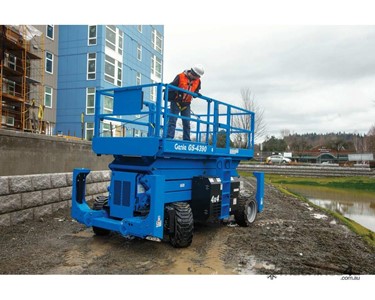 Genie - GS-4390 Rough Terrain Scissor Lift