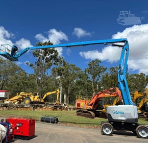 Used Articulating Boom Lift | 2015 Z62/40 