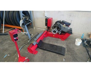 Bright - Truck/Bus/Tractor Tyre Changer 240v Single Phase | LC588S 