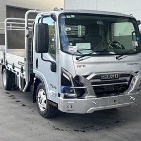 Tray Dropside Truck | NPR 45/65-175 DT D34 Tradepack