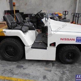 Used Tow Tractor 2500 KG | QCD25-KM