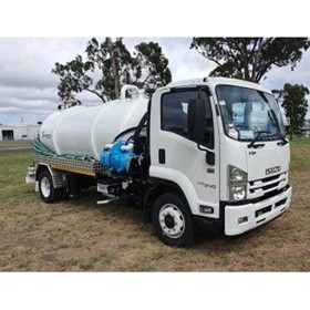 Liquid Vacuum Trucks | R350-8000L