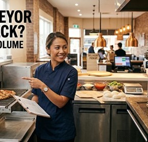 Conveyor Pizza Oven vs Deck Pizza Oven: Which Earns Its Place in Your Kitchen? (2026 Comparison)