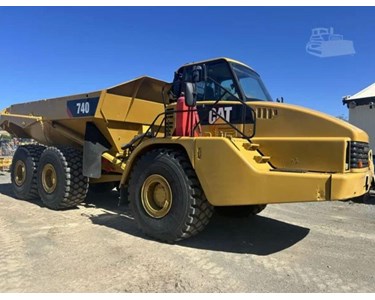 Caterpillar - Used Dump Truck 2007 740 
