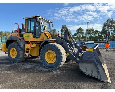 Volvo - Used 2017 Volvo L110H wheel loader 