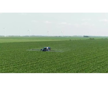 New Holland - Guardian™ Front Boom Sprayers
