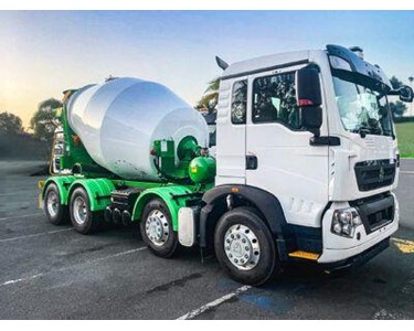 SITRAK - Agitator Truck | Heavy-Duty Concrete Mixer