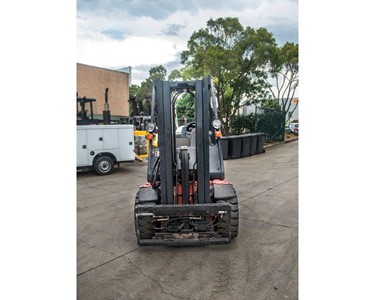 Linde - 3.5 Tonne (3500kg) LPG Forklift
