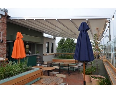 Indoor Outdoor Imports - Retractable Folding Outdoor Roof System | Gennius